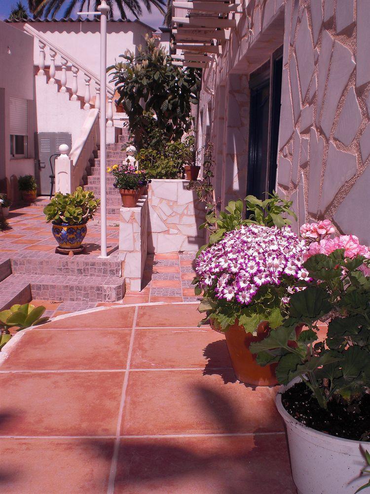 Hostal La Paloma I Calp Exterior foto